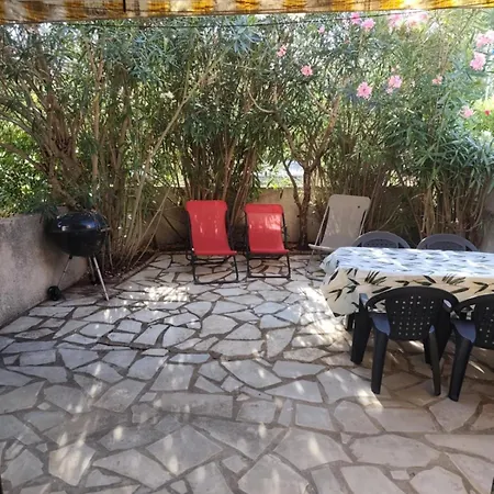 別荘 Jolie Petite Maison Sur 500m Des Plages ヴィア