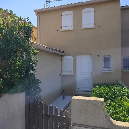 Jolie Petite Maison Sur 500m Des Plages Vias